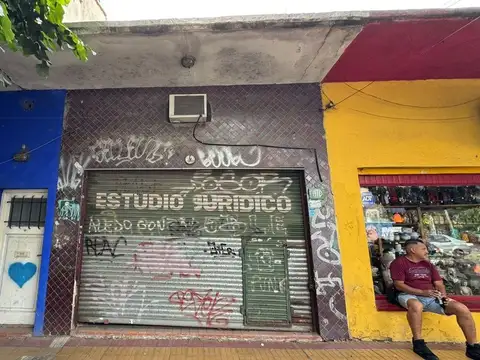 LOCAL EN VENTA EN BURZACO