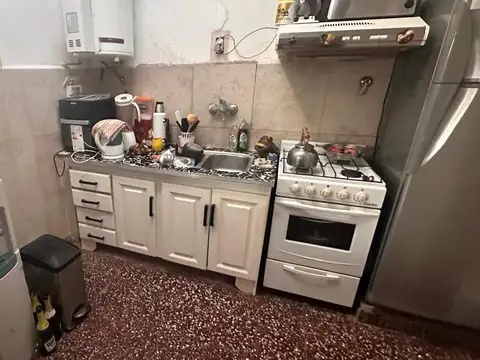 Casa 4 ambientes con 1 baño