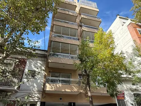 Departamento de 2 ambientes con cochera