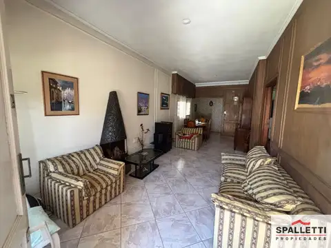 Casa 4 ambientes con 3 baños