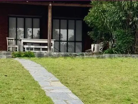 Casa centro Monte Hermoso