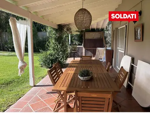 Casa en Venta en La Masia, USD 240.000
