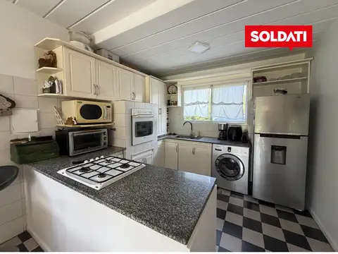 Casa en venta en La Masia -  4 dormitorios  - pileta - apto credito