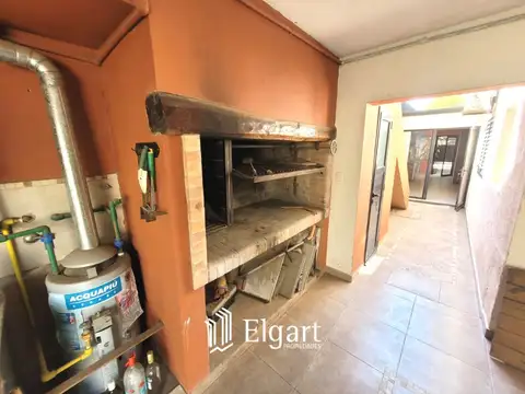 Casa 7 ambientes con 3 baños