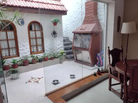 Depto Tipo Casa en Venta con 1 cocheras