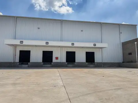 Galpon en Alquiler 41  mts Frente