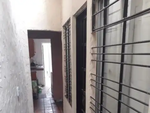 Casa 7 ambientes con 4 baños