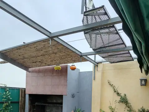 Depto Tipo Casa 5 ambientes con 3 baños