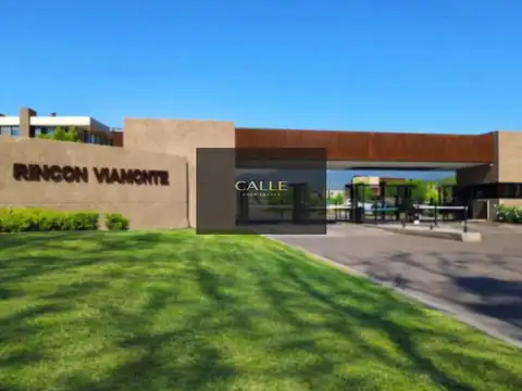 Terreno / Lote en venta de 694m2 ubicado en Chacras de Coria