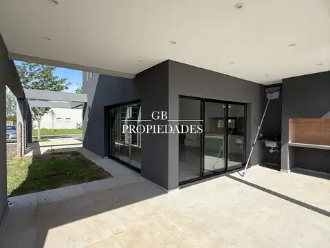 San Ramón 100