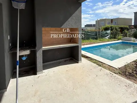 Casa en Venta en Pilar del Este - San Ramón, USD 195.000
