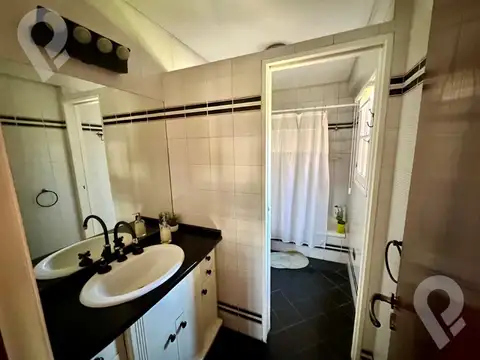 Casa en Alquiler de 4 dormitorios