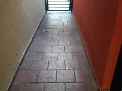 Depto Tipo Casa en Alquiler de 1 dormitorio