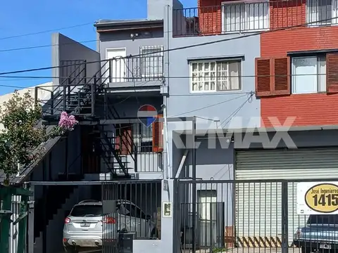 VENTA LOCAL COMERCIAL+ 2 DEPTOS EN CAMPANA 