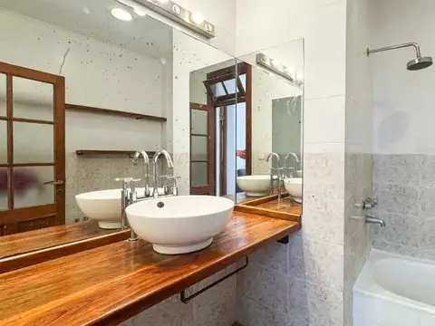 VENTA PH 3 AMB. CON TERRAZA Y PARRILA PROPIA