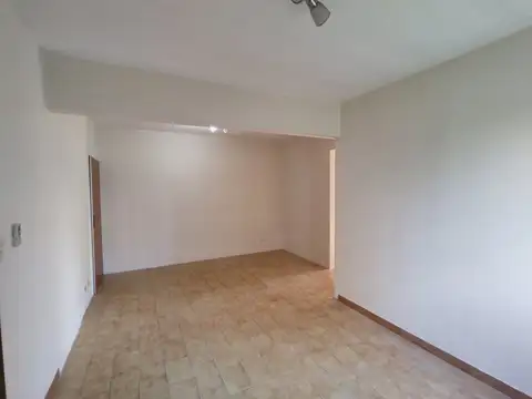 Departamento en Alquiler de 4 ambientes