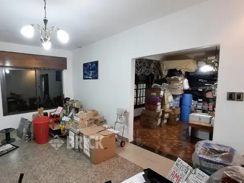 Local en Venta 40 años