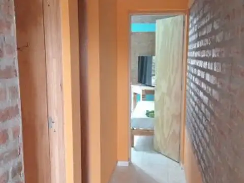 Casa 3 ambientes con 1 baño
