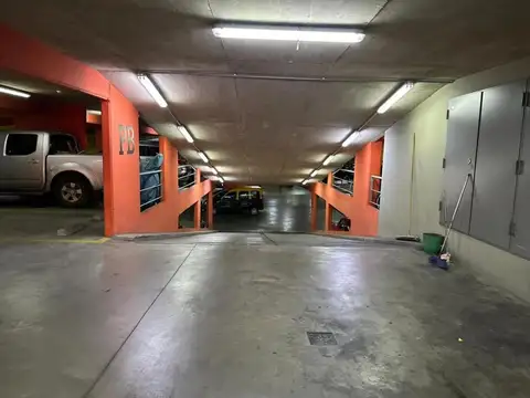 Cochera en venta - 12Mts2 - Chacarita