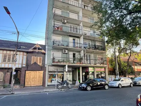 VENDEMOS DEPARTAMENTO DE TRES AMBINETES MORON CENTRO APTO CREDITO  