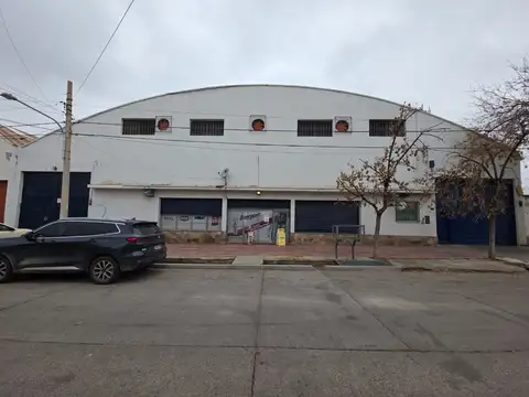 Galpón en Alquiler en Coronel Dorrego, Guaymallén