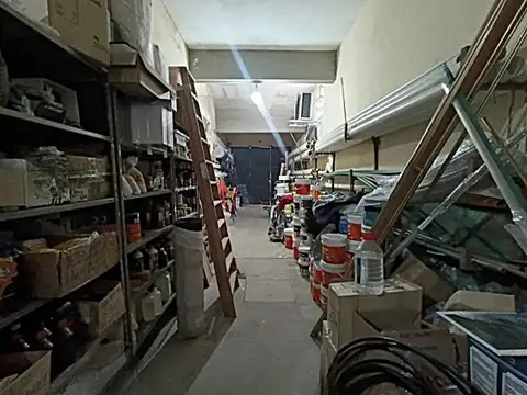 VENTA LOCAL COMERCIAL CON OFICINA Y GALPÓN