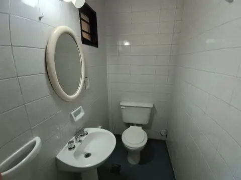 Oportunidad unica: Casa de 2 plantas en Guadalupe!