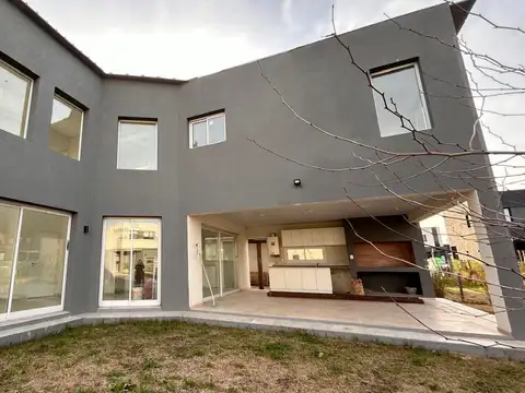 Casa en venta a estrenar en El Aljibe - FINANCIACION PRIVADA