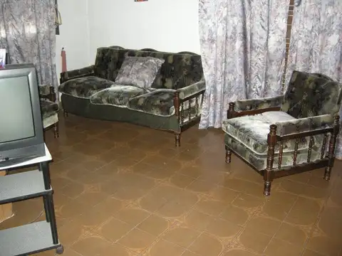 Casa - Belen De Escobar