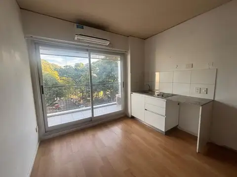 Departamento en Alquiler en Chacarita, $ 690.000