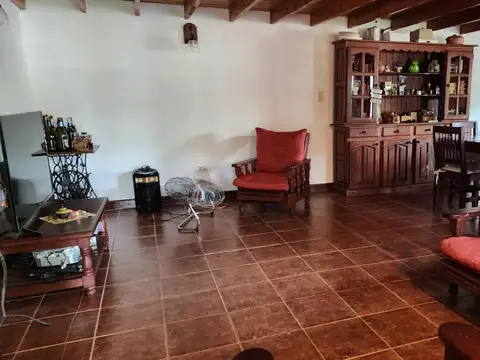 Casa en venta 2 dormitorios La Plata