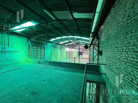 Galpon en Alquiler 10  mts Frente