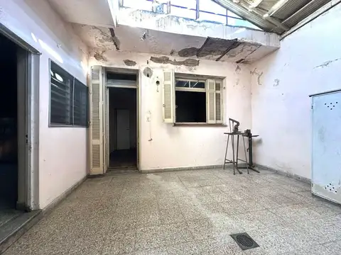 Depto Tipo Casa 2 ambientes con 1 baño