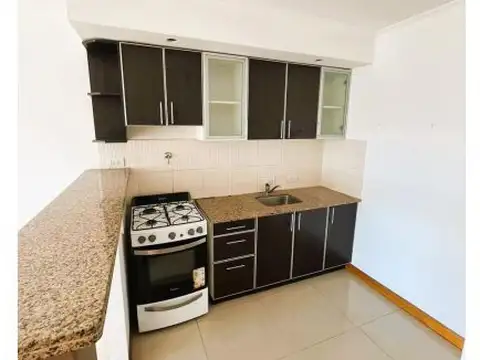 Departamento en Alquiler con 1 cocheras