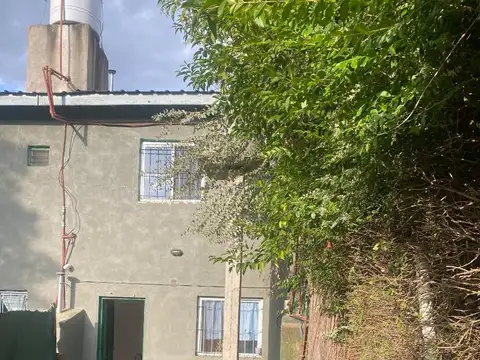 Depto Tipo Casa en Alquiler de 3 ambientes