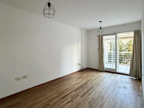 ALQUILER DEPTO 1 DORMITORIO CON BALCON TERRAZA, SE ENTREGA PINTADO