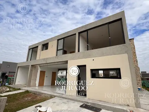 Casa a estrenar en venta Haras Santa Maria con Financiación 