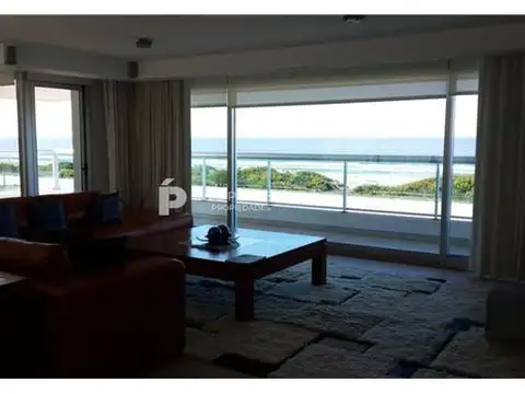 Departamento en Venta de 5 dormitorios