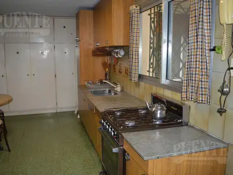 Casa en Venta en Adrogue, USD 198.000