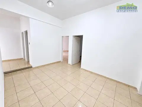 Local en Venta en Grand Bourg, USD 1.100.000