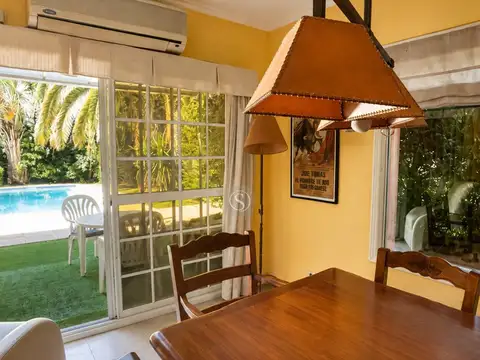 Casa 5 ambientes con 6 baños