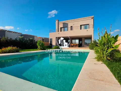 Casa en ALQUILER  amoblado 3 dormitorios y pileta. Santa Lucía. Pilar 100