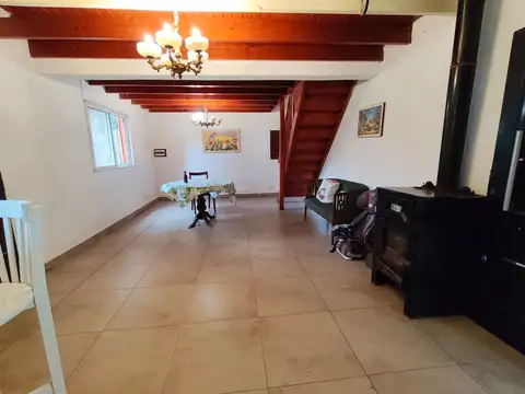 Casa 4 ambientes con 1 baño