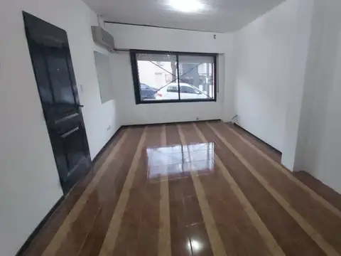 P.H. 2 AMBIENTES TIPO DUPLEX BALCON SIN EXPENSAS