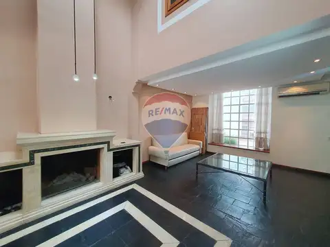 Casa en Venta en Flores, USD 450.000