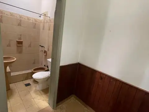 Depto Tipo Casa en Alquiler con 1 cocheras