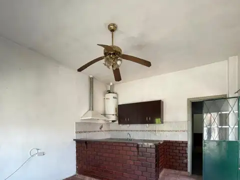 Santa Fe 1300, Piso PB