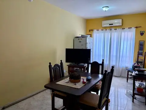 Profesor F. Agüer 4700