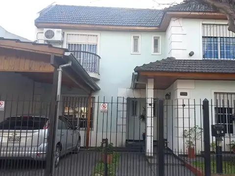 DUPLEX 4 AMBIENTES MORON