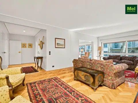 Departamento en Alquiler con 2 cocheras